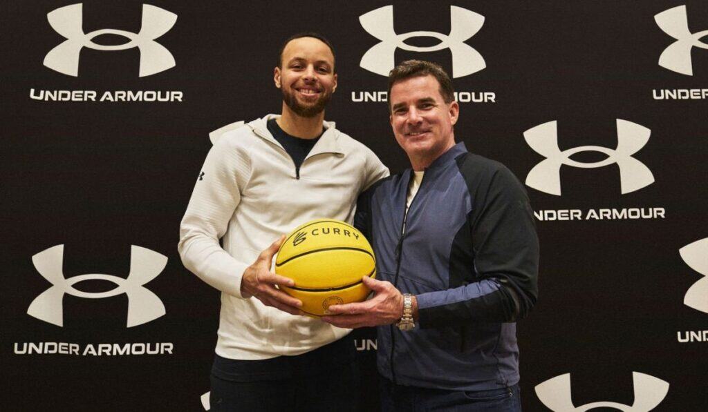 Estrella de la NBA rompe alianza con su principal socio comercial: Nike y Adidas a la expectativa Estrella de la NBA rompe alianza con su principal socio comercial: Nike y Adidas a la expectativa