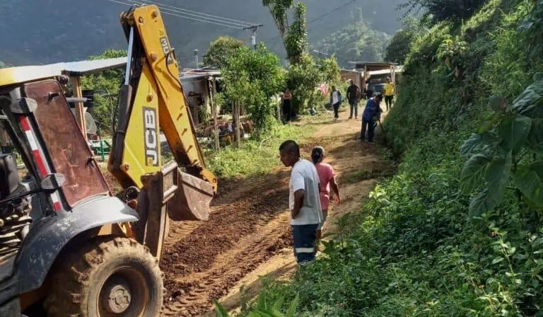 ‘Caminos Rurales’, la iniciativa de Riopaila Castilla que apoya el mantenimiento de vías terciarias