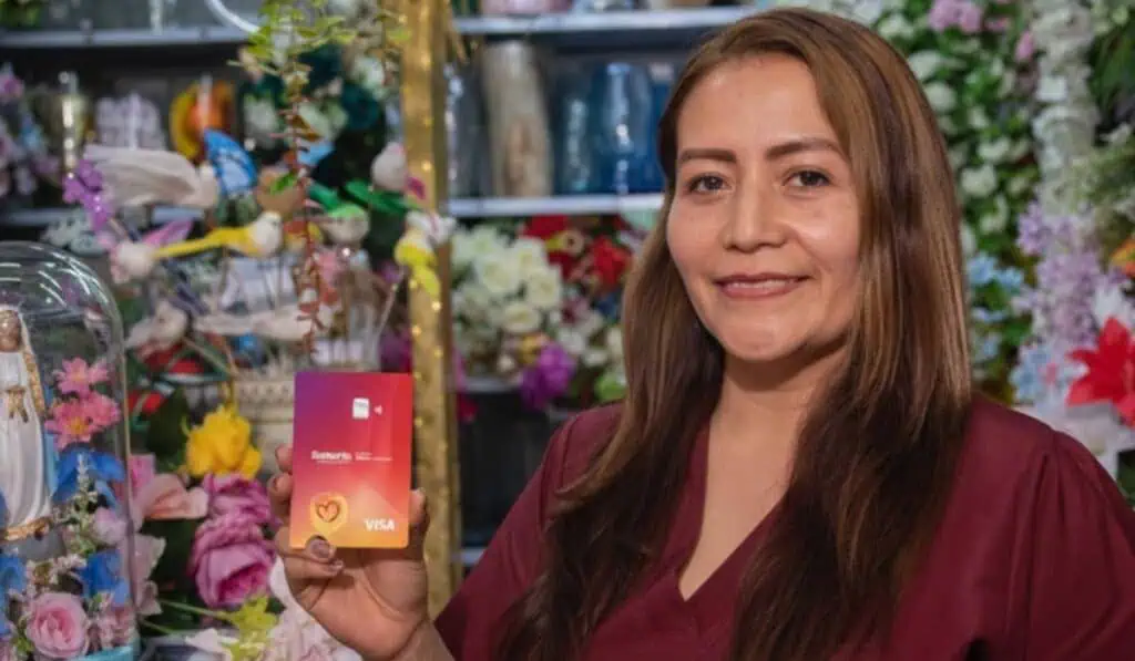 Bancamía lanza tarjeta débito para emprendedores en Colombia: estos son los beneficios que ofrece Bancamía
