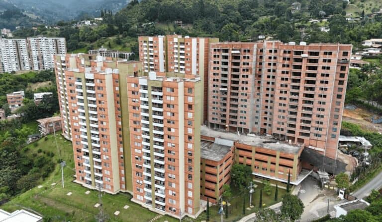 Conaltura proyecta la entrega de 2.500 unidades de vivienda para el cierre del año Conaltura proyecta la entrega de 2.500 unidades de vivienda para este 2025