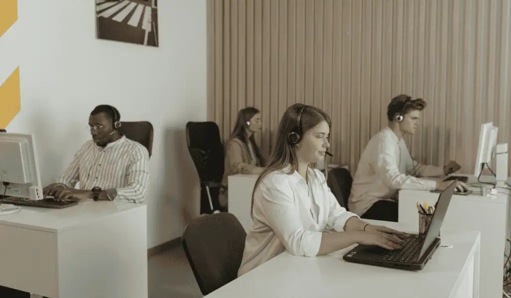 La industria BPO genera más de 700.000 empleos en Colombia: así cierra el año el sector El sector BPO crece en términos de generación de empleo