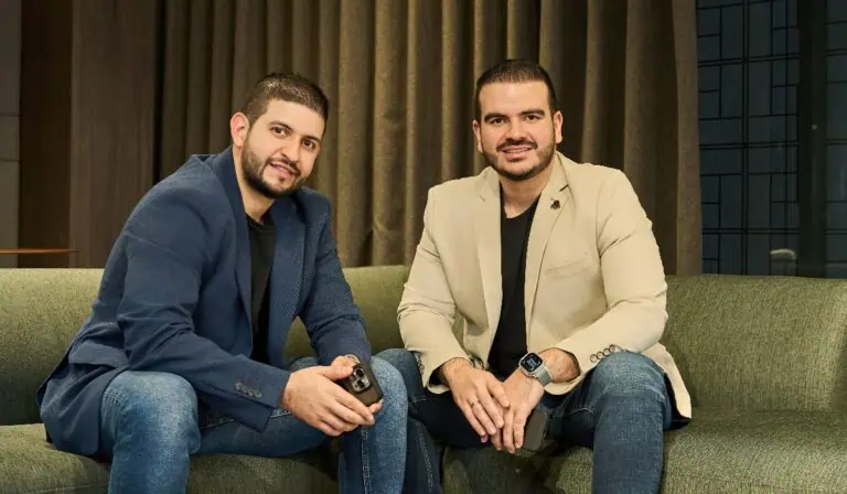 Fundadores de Cosmos