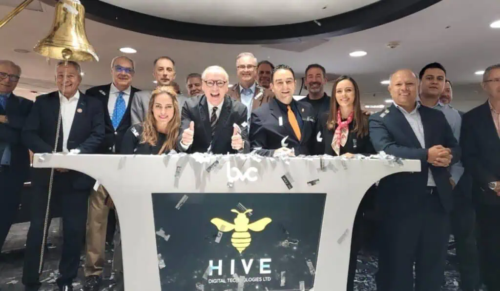 Invertir en minería de Bitcoin e inteligencia artificial ahora es posible en la Bolsa de Colombia HIVE Digital Technologies llegó al Mercado Global Colombiano
