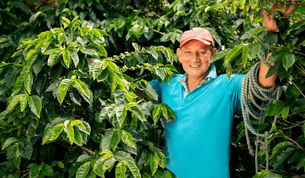 Interactuar y la Fundación Bancolombia crean Patrimonio Autónomo para fortalecer el microcrédito Interactuar y la Fundación Bancolombia crean Patrimonio Autónomo