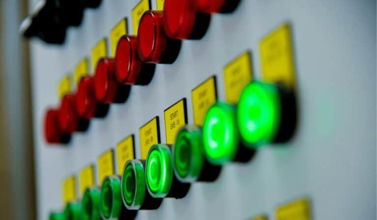 Ilkari obtiene certificación que respalda la solidez de su infraestructura para operar 24/7 La infraestructura de Ilkari cuenta con respaldo para una operación continúa