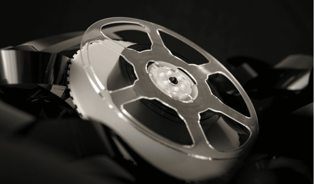 Claves para entender lo qué está pasando entre Warner Bros., Paramount y Netflix Netflix apunta a quedarse con el estudio cinematográfico de Warner Bros.