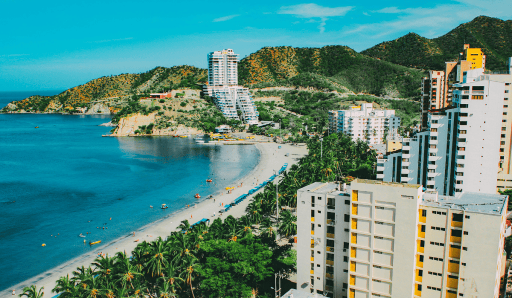 Destinos en Colombia que serán tendencia en 2026: ¿Dónde hospedarse? Rodadero, Santa Marta. Foto: cortesía Booking.