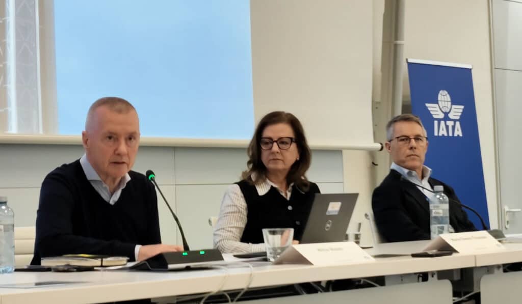 Walsh de la IATA: Avance en SAF es decepcionante, elevará costos y retrasará metas ambientales de aerolíneas Willie Wash, director de la IATA. Foto: Valora Analitik