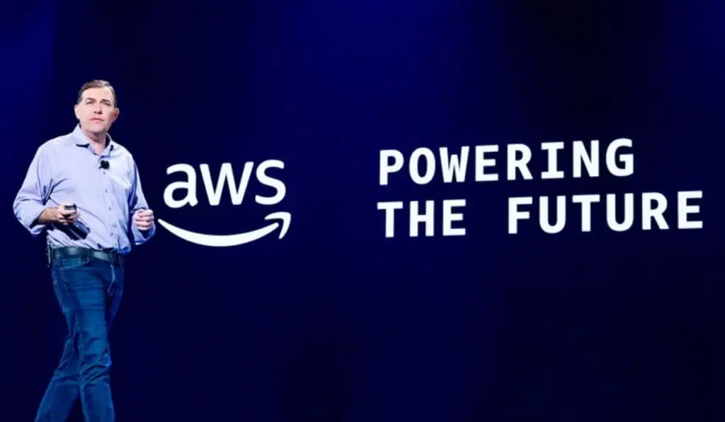 Amazon lanza su mayor apuesta de IA con Nova 2 y reafirma plan para capacitar a 500.000 colombianos Matt Garman durante la presentación en el AWS re:Invent 2025. Las Vegas, EE.UU. Foto: AWS