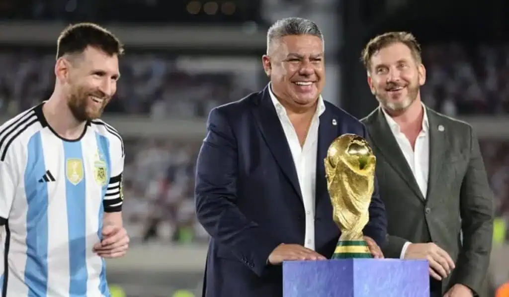 El ‘Chiqui’ Tapia en la mira de la justicia: el escándalo que sacude al fútbol argentino Justicia investiga a la AFA por presunto lavado de dinero