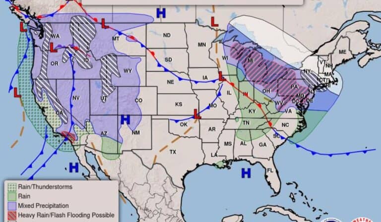 Continúan intensas lluvias en California luego de evacuación en Los Angeles Continúan intensas lluvias en California luego de evacuación en Los Angeles