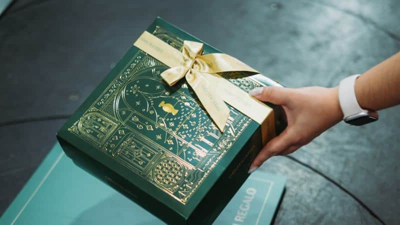 oBoticário entregó más de 6.000 regalos de navidad en aeropuertos de Brasil y Colombia oBoticário entregó más de 6.000 regalos navideños