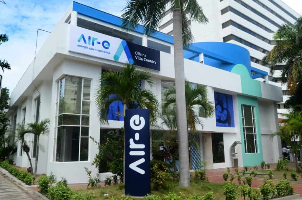 Voces encontradas por propuesta de Gobierno Petro de subir tarifa de energía por déficit de Air-e Empresa Air-e. Imagen: Air-e