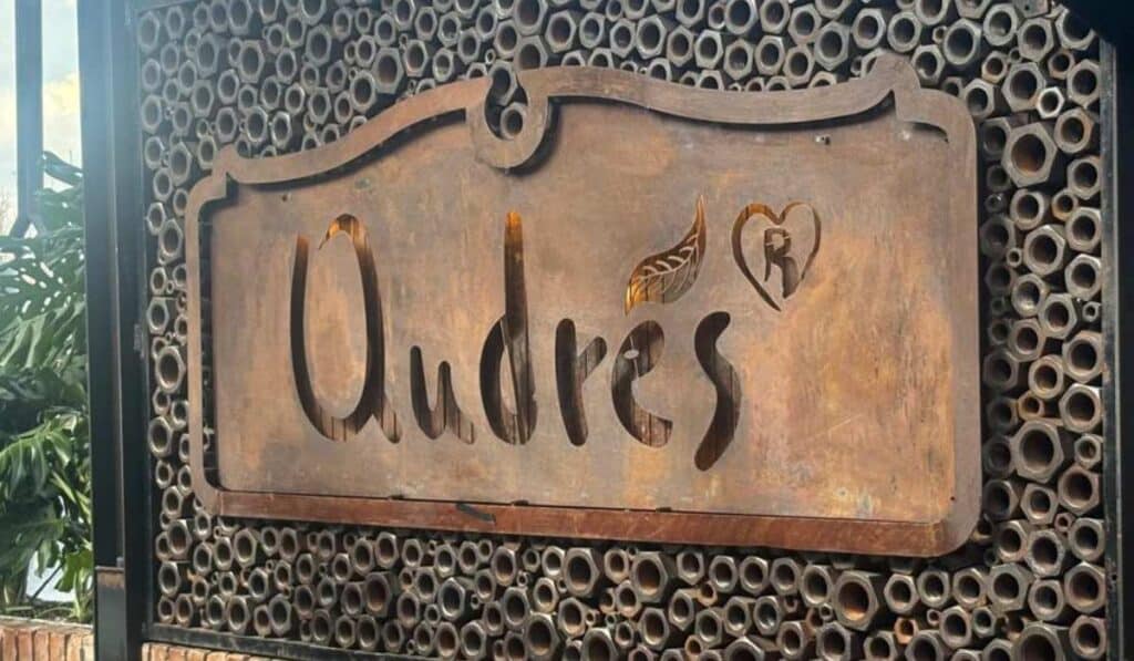 Andrés Carne de Res anuncia tres frentes de apoyo para ayudar a los damnificados por el terremoto en Colombia Andrés Carne de Res