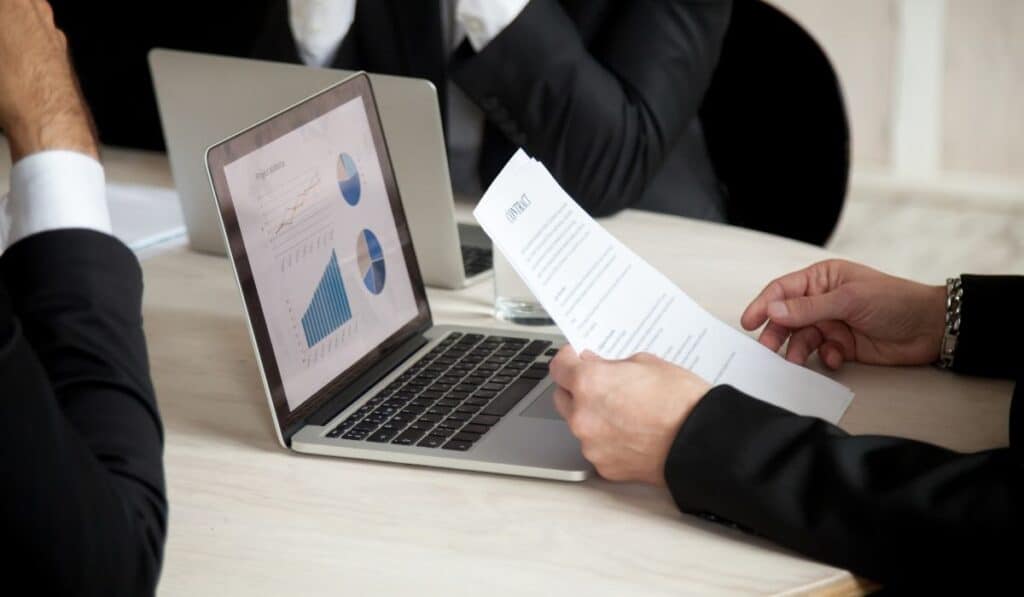 Premercado | Bolsas mixtas con inversores a la expectativa de datos de empleo en EE. UU.; petróleo baja Bolsas mixtas con inversores a la expectativa de datos de empleo en EE. UU.