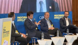 Home - Valora Analitik Directores de encuestas de Colombia