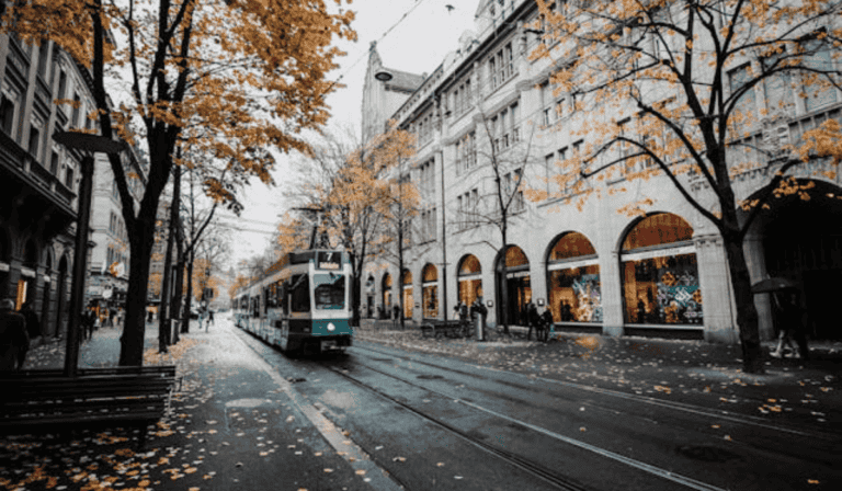 ¿Qué son las ciudades inteligentes y cuáles son las más destacadas del mundo? Zurich ocupa el primer lugar entre las ciudades inteligentes.