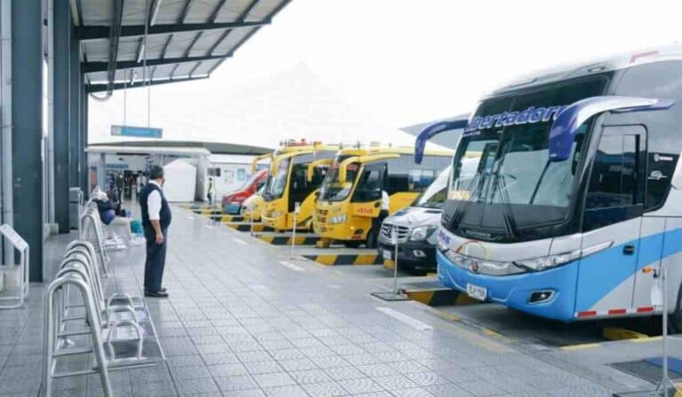 Gobernación de Cundinamarca hizo petición para frenar alza desmedida de pasajes intermunicipales Gobernación de Cundinamarca pide intervención de SuperTransporte por alza de pasaje intermunicipal