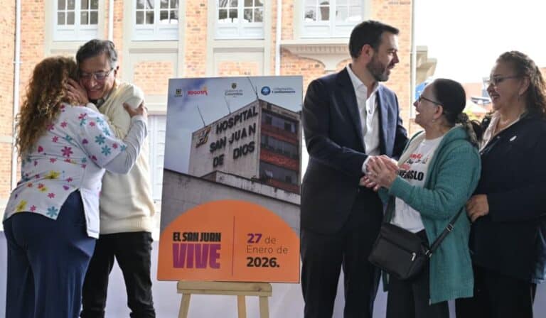 Gobierno invertirá $1,6 billones para recuperar hospital San Juan de Dios en Bogotá; Galán anuncia acuerdos Gobierno invertirá $1,6 billones para recuperar hospital San Juan de Dios en Bogotá; Galán anuncia acuerdos