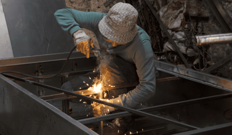 PMI Davivienda: Industria colombiana cerró 2025 en terreno positivo y con optimismo para 2026 PMI Davivienda