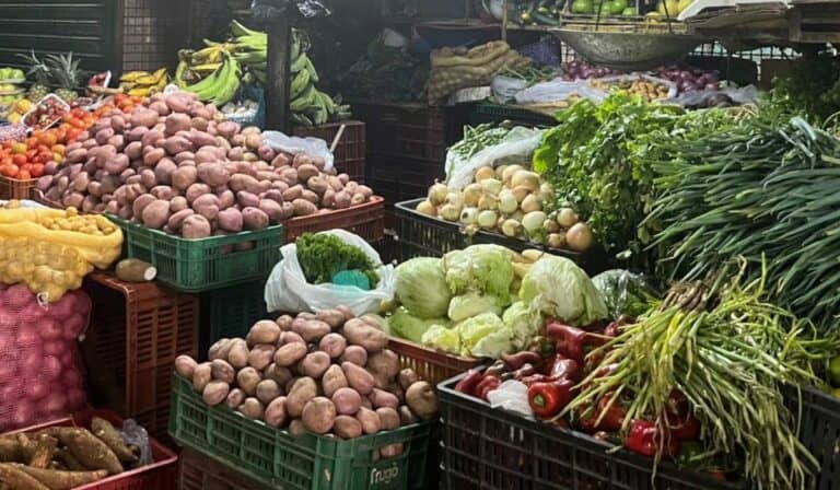 Inflación en Colombia subiría todavía más en los próximos meses alimentos en Colombia