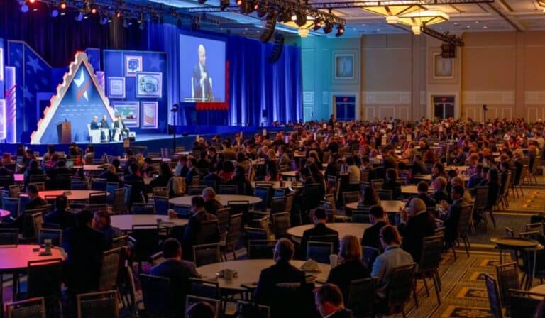 Medellín fue elegida sede única en Colombia para el SelectUSA Roadshow 2026: estos son los detalles Medellín fue elegida sede única en Colombia para el SelectUSA Roadshow 2026: estos son los detalles