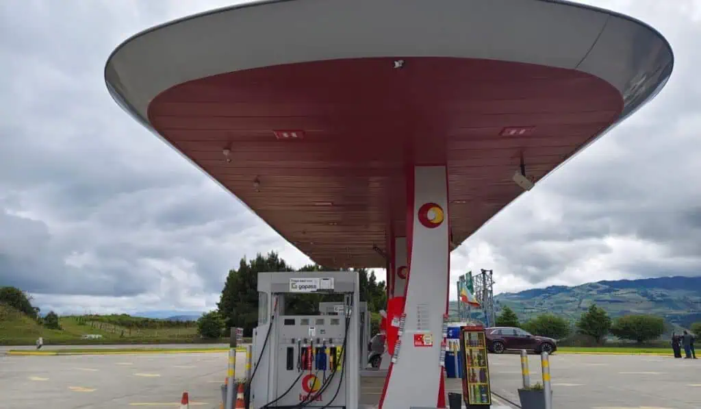 Terpel concentra casi un tercio del negocio de combustibles en Colombia; Biomax quiere ganar terreno con la compra de Primax Mercado de combustibles. Fuente: Valora Analitik/Rodrigo Torres