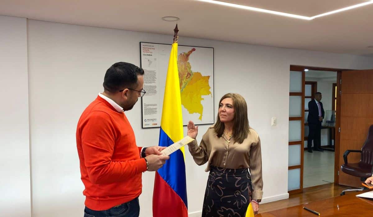 Home - Valora Analitik Adriana Jiménez, nueva comisionada de la CREG. Imagen: CREG