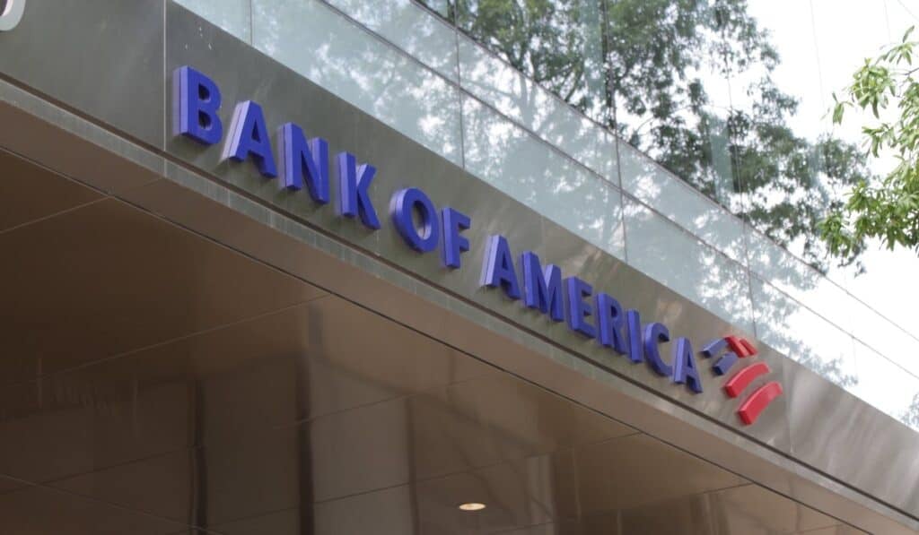 Bank of America advierte que Bolsa de Colombia sigue con el mayor descuento de la región, aunque se ha reducido Oficina de Bank Of America en Washington. Foto: Pablo Vega/Valora Analitik.