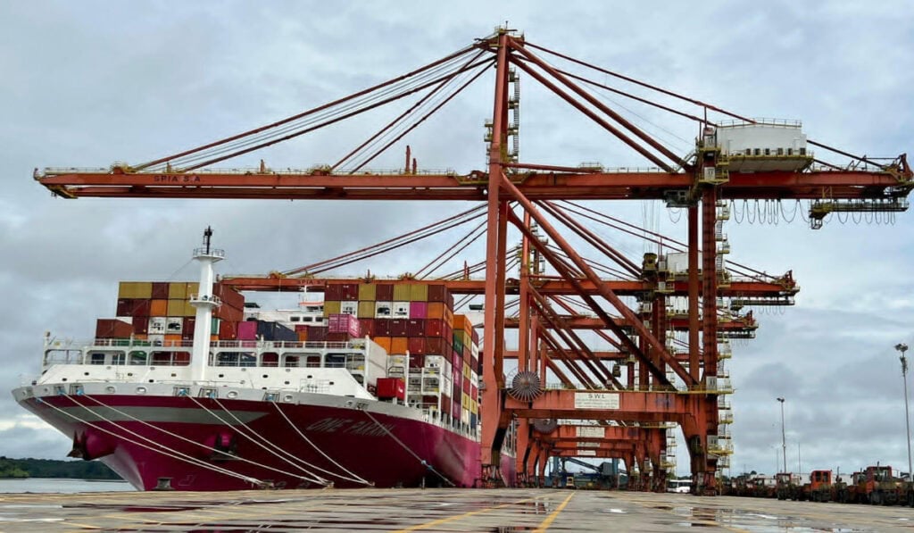 Buenaventura estrena las grúas portuarias más grandes del país: serán clave para operación con Asia - Pacífico Puerto Aguadulce