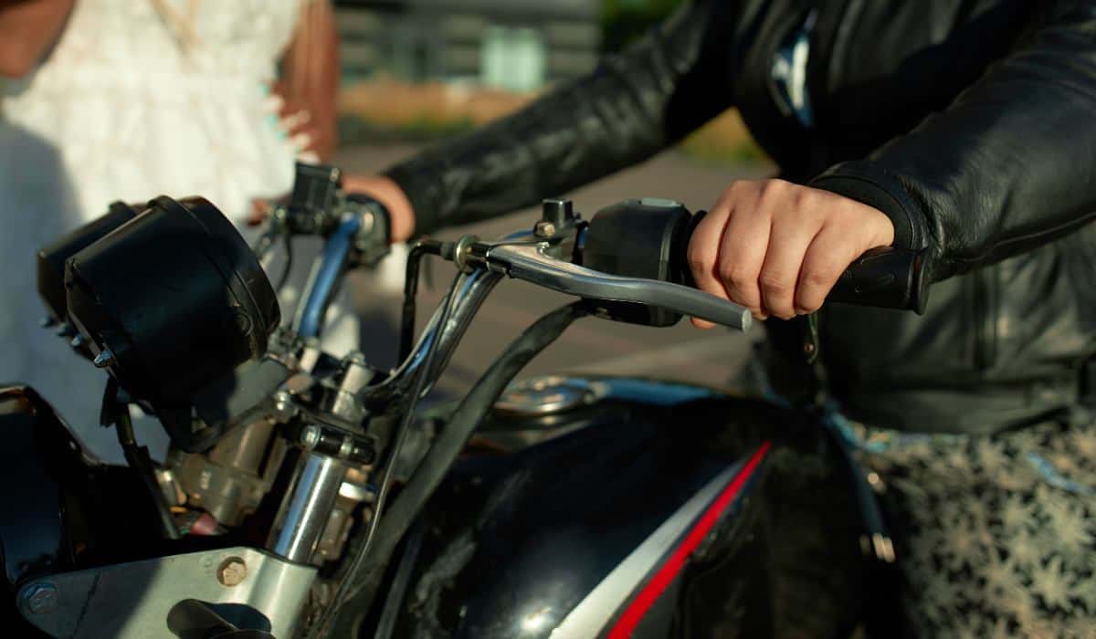 Home - Valora Analitik Soluciones tecnológicas para prevenir el hurto de motos en Colombia