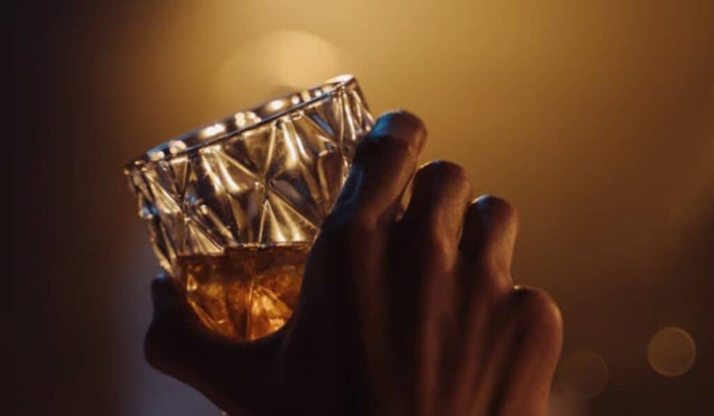 Así se dispararon los precios de los licores en 2026 con la emergencia económica de Petro La normativa tiene como objetivo ampliar los ingresos de las finanzas públicas.