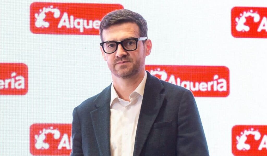 ¿Qué están haciendo las empresas de alimentos para ganarse la confianza de los colombianos? Andres Felipe Giraldo, director de Mercadeo de Alquería.