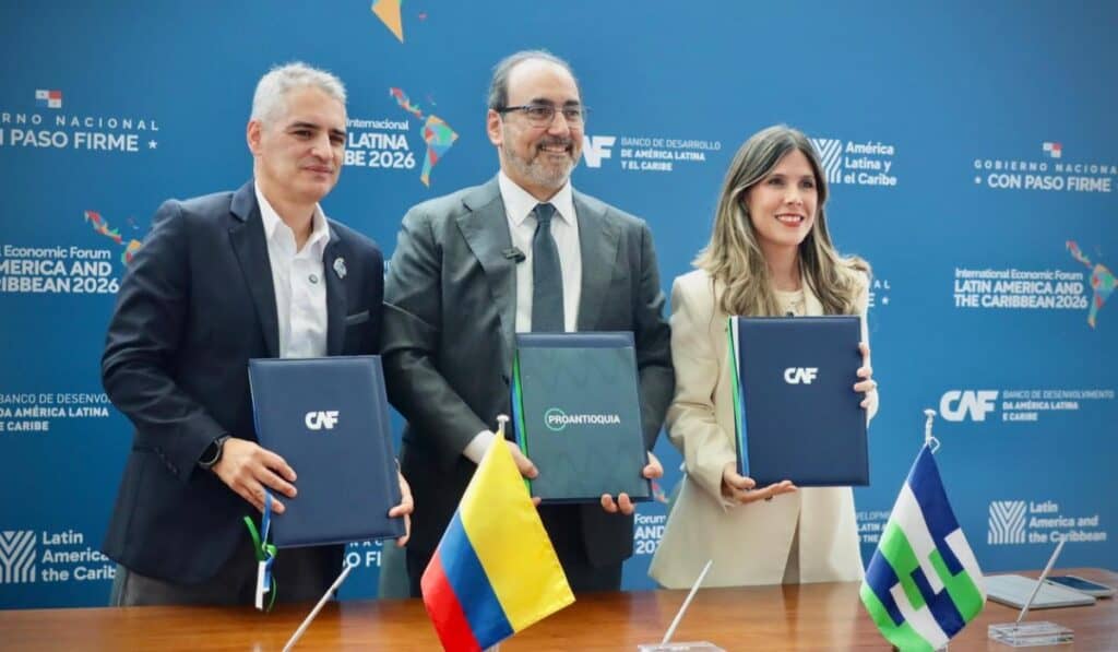 La apuesta del CAF y Antioquia por convertir a Urabá en eje de competitividad regional CAF, Gobernación de Antioquia y Proantioquia apuestan por Urabá.