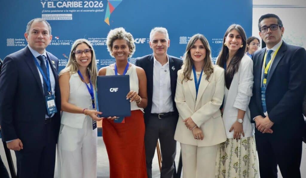 La apuesta del CAF y Antioquia por convertir a Urabá en eje de competitividad regional CAF, Gobernación de Antioquia y Proantioquia apuestan por Urabá.