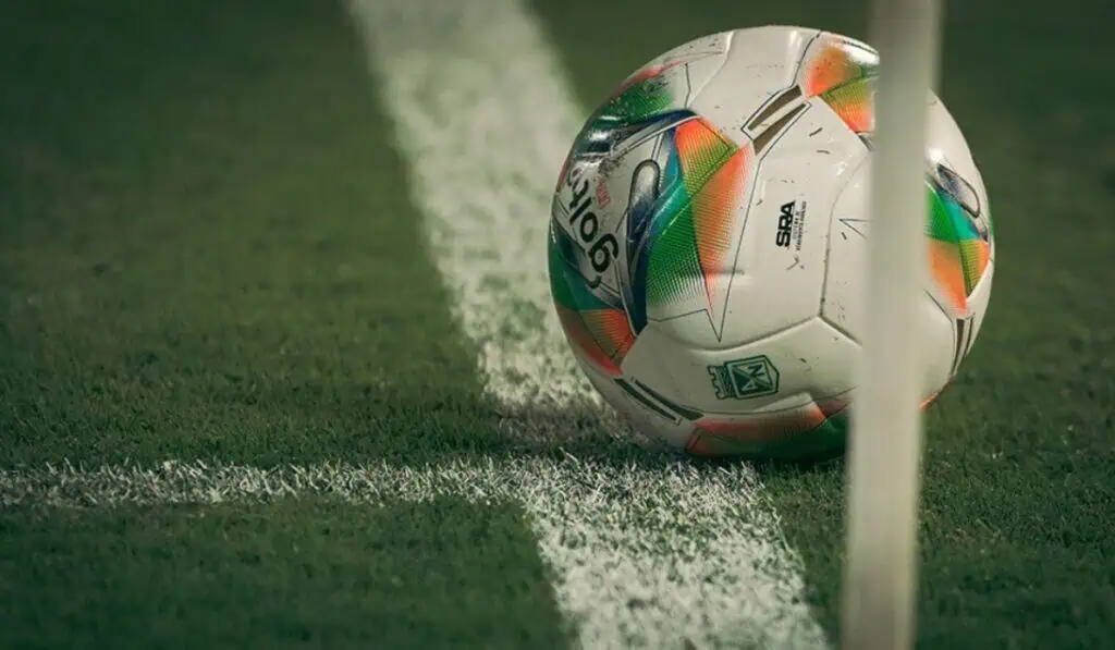 El delantero estrella que negocia Nacional estaría entre los mejor remunerados del fútbol colombiano El delantero estrella que negocia Nacional estaría entre los mejor remunerados del fútbol colombiano
