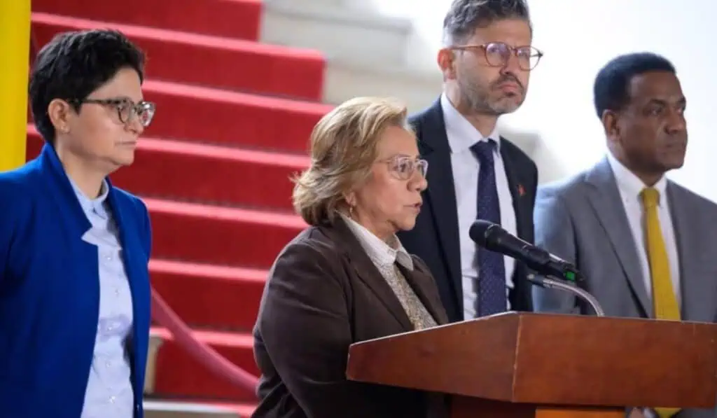 Gobierno presentará nota de protesta por operación militar en Venezuela; alista reunión con representante de Trump Colombia mantendrá el diálogo diplomático con Estados Unidos en medio de la coyuntura regional por Venezuela. Foto: Cancillería.