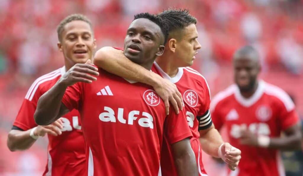 Brasil paga sueldos europeos y es el nuevo destino favorito de los futbolistas colombianos Brasil paga sueldos europeos y es el nuevo destino favorito de los futbolistas colombianos