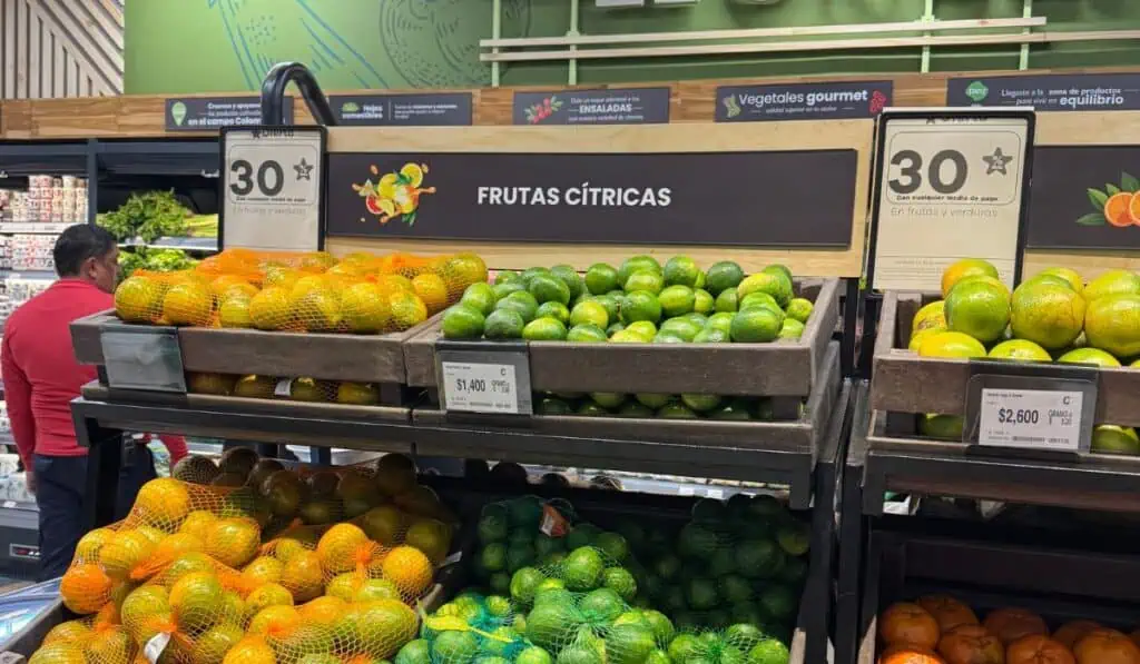 Grupo Éxito acelera su expansión: abrirá 16 nuevas tiendas tras inaugurar el primer Carulla en el sur de Bogotá La tienda cuenta con un área de venta de 1.144 metros cuadrados y amplió su surtido a más de 12.000 productos. Foto: Valora Analitik.