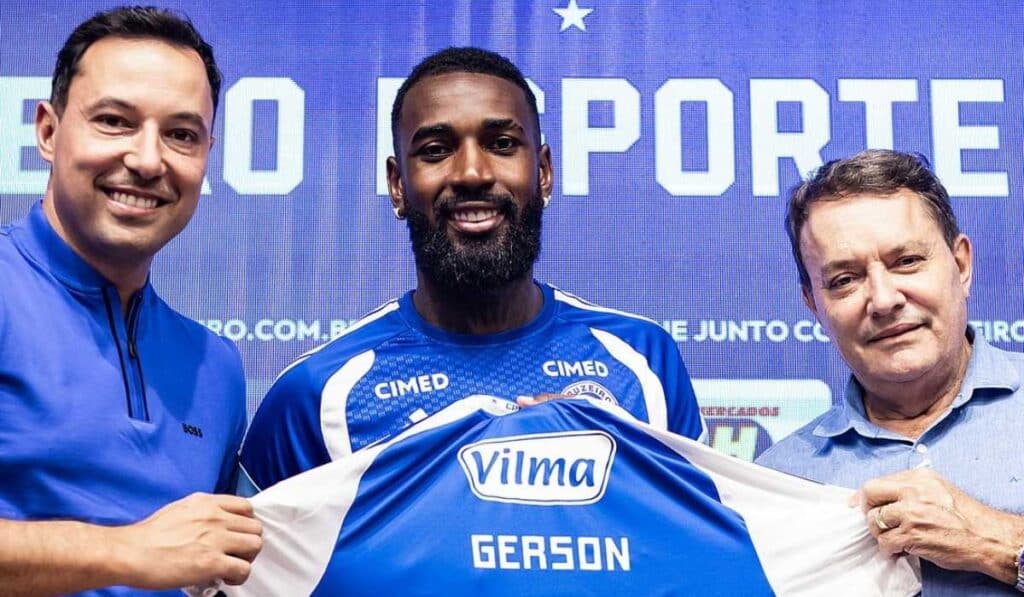 Dos fichajes en Brasil valen más que las nóminas de Nacional, Junior, América y Millonarios juntos Dos futbolistas en Brasil valen más que las nóminas de Nacional, Junior, América y Millonarios juntos