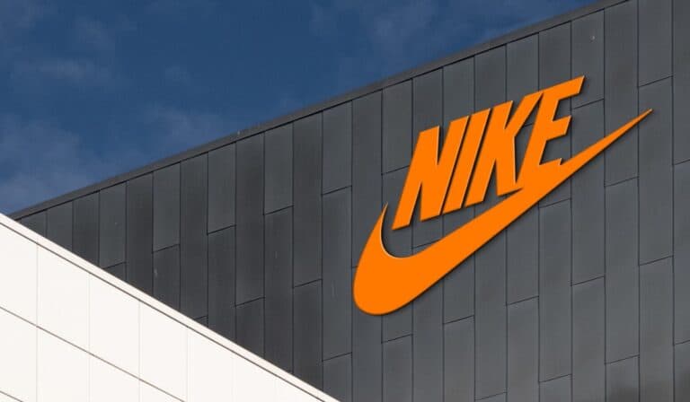Nike toma medidas frente a la crisis y anuncia casi 800 despidos Nike toma medidas frente a la crisis y anuncia casi 800 despidos