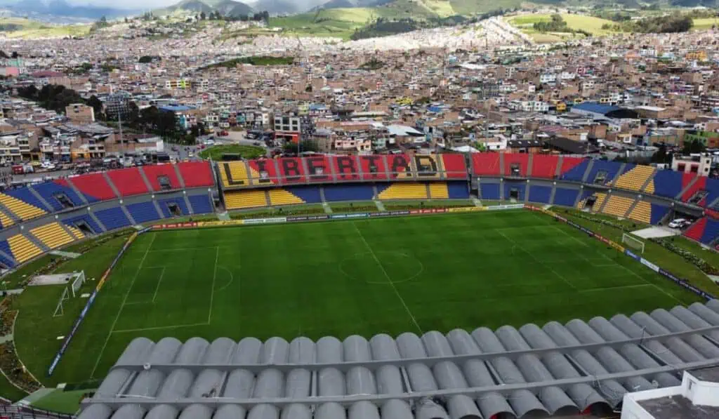 Histórico estadio de fútbol colombiano quedará totalmente techado en 2027 Histórico estadio de fútbol colombiano quedará totalmente techado en 2027