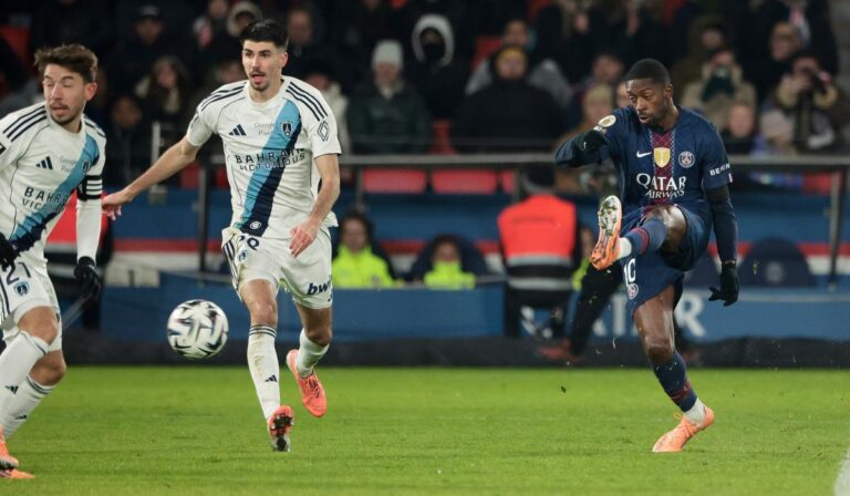 PSG se impone en la cancha y en la chequera: El derbi que enfrentó al París millonario contra el París humilde PSG se impone en la cancha y en la chequera