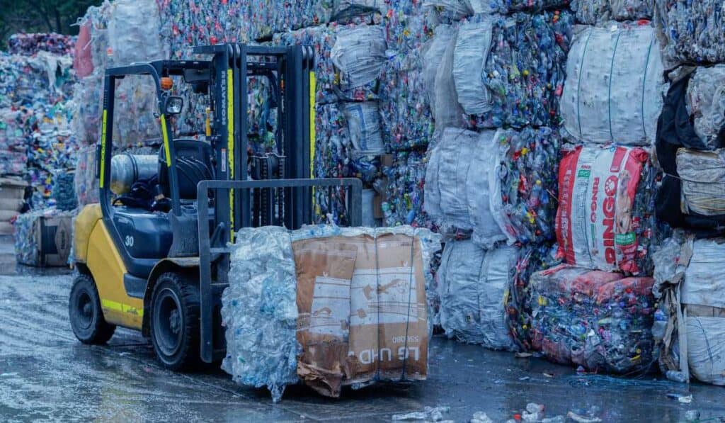 Economía circular en 2025 devolvió más de 60.000 empaques a la cadena productiva de Colombia Economía circular