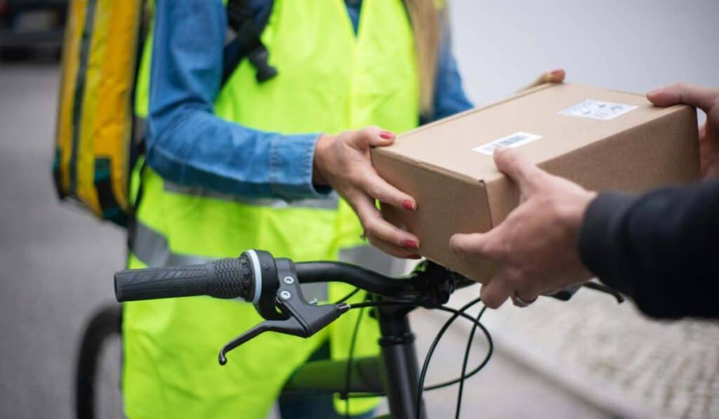 ¿Habrá nuevo festivo en Colombia?: Concejo de Bogotá oficializó nuevo día conmemorativo 27 de octubre se celebrará el día del mensajero en Bogotá