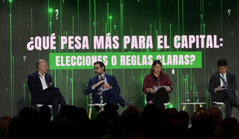 Inversión, reglas claras y tensión fiscal: las alertas de los analistas para Colombia hacia 2026 Analistas financieros sobre el 2026