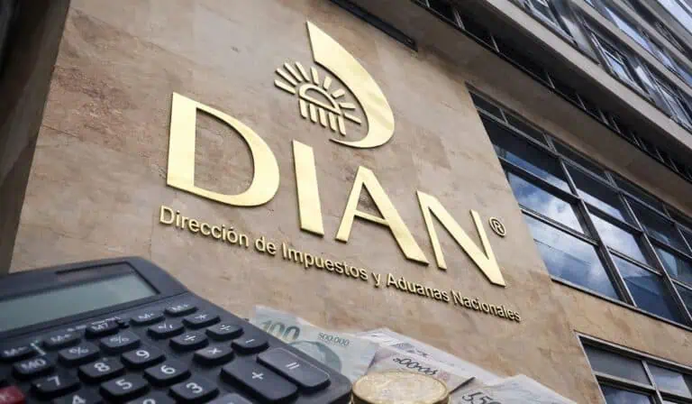 La DIAN ofrece una opción para pagar la declaración de renta si no tiene todo el dinero DIAN. Imagen: Valora Analitik