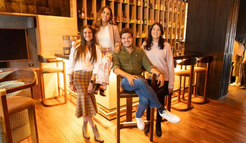 Primicia | Grupo Smile, con restaurantes como La Pinta, Ideal y Verano, se expande: abrirá nuevos puntos en Bogotá y Cartagena Fundadores de Grupo Smile