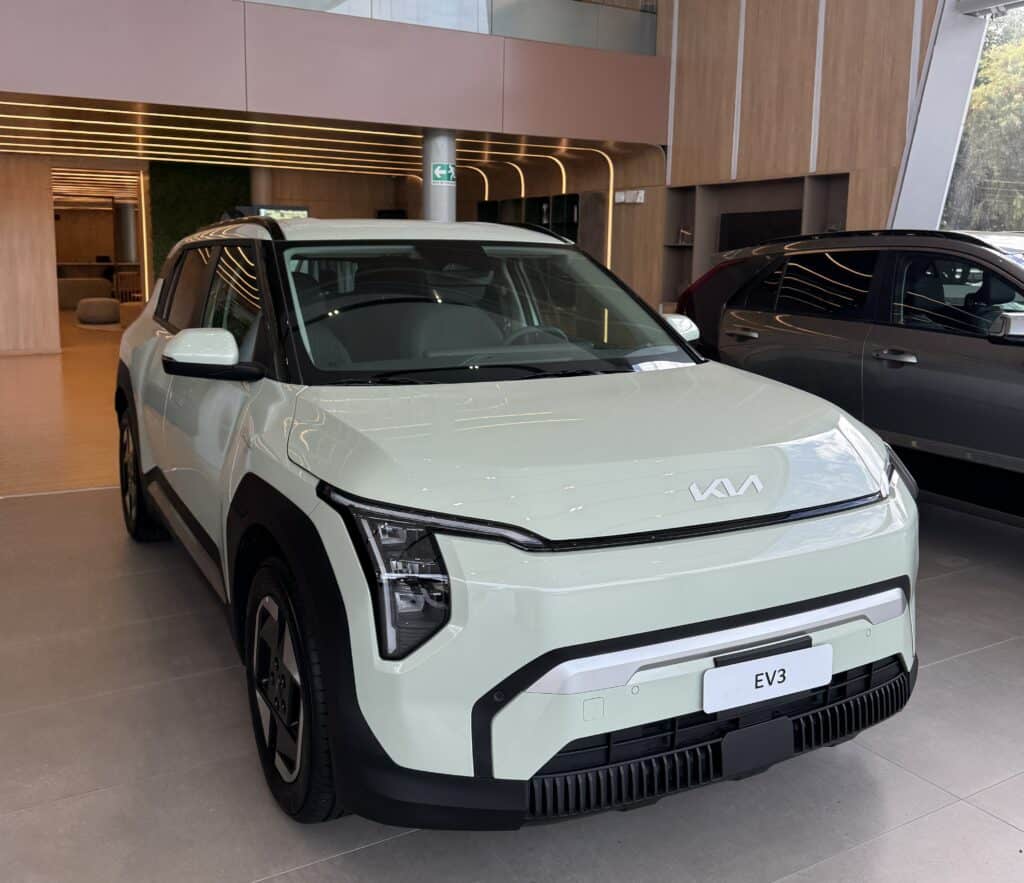 Entrevista | Kia fue la marca más vendida en Colombia en 2025 y va por 45.000 carros en 2026 El segmento eléctrico podría llegar al 15% del mercado en 2026. Foto: Valora Analitik.