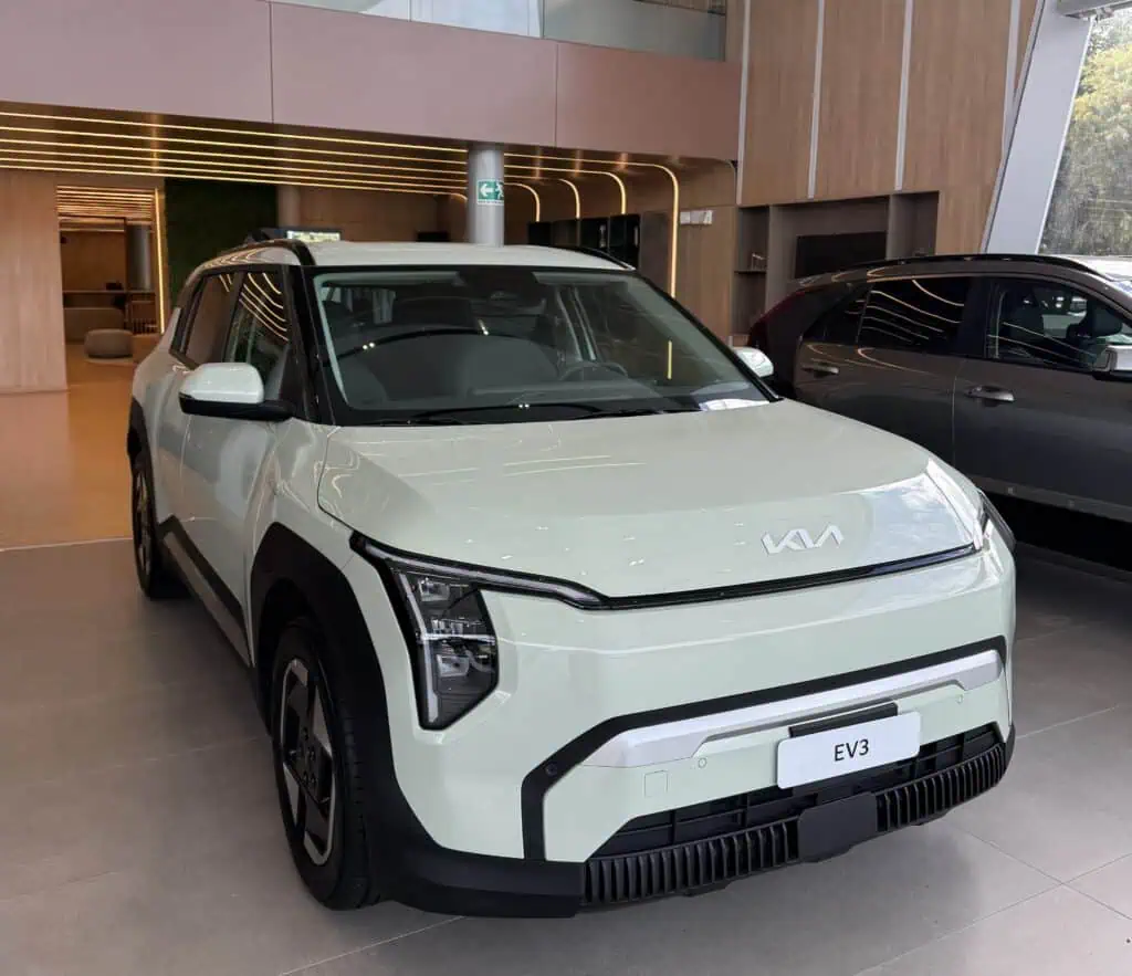 Entrevista | Kia fue la marca más vendida en Colombia en 2025 y va por 45.000 carros en 2026 El segmento eléctrico podría llegar al 15% del mercado en 2026. Foto: Valora Analitik.